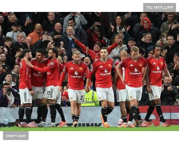 曼联锋线轮换策略收效显著,姆伯莫库尼亚边路冲击持续